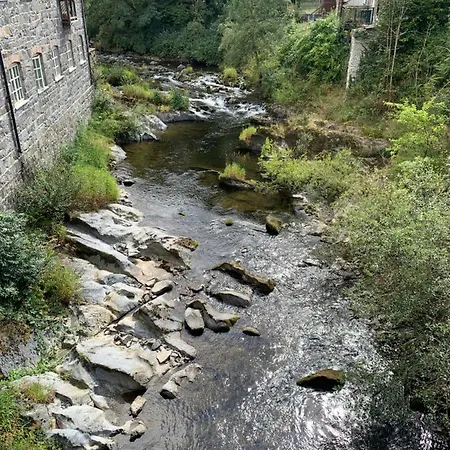Llanidloes Townhouse-Pet-Friendly-Sleeps 6-Mid Wales Apartment Exterior photo